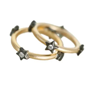 AMMANII Stackable Bezel Star Ring in Vermeil Gold and Black Rhodium