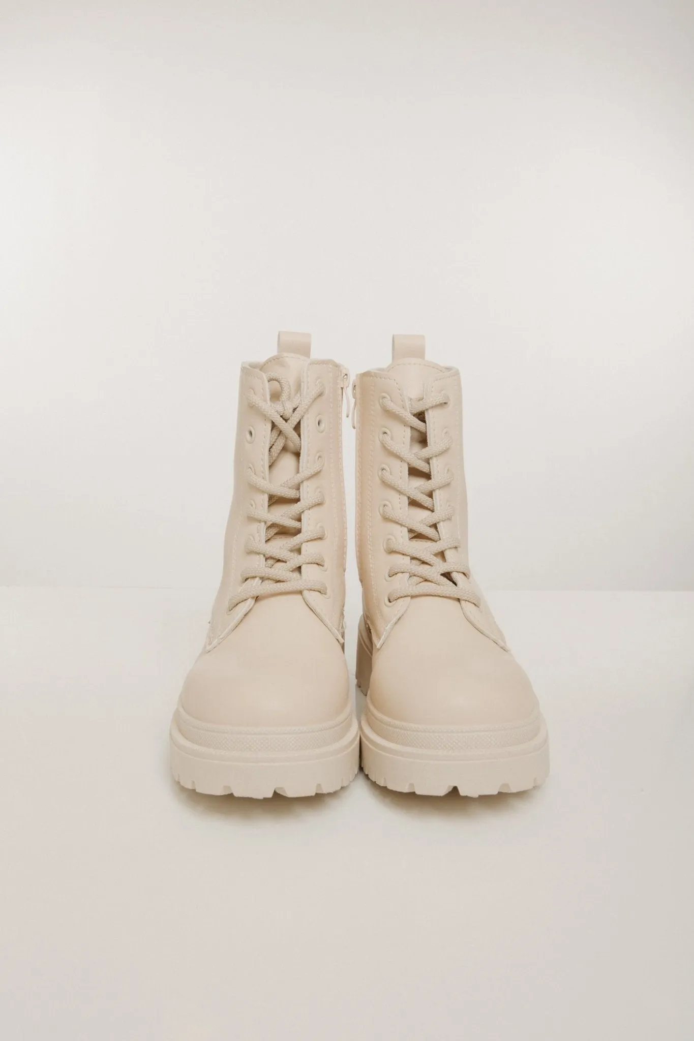 Izzy Biker Boot In Cream