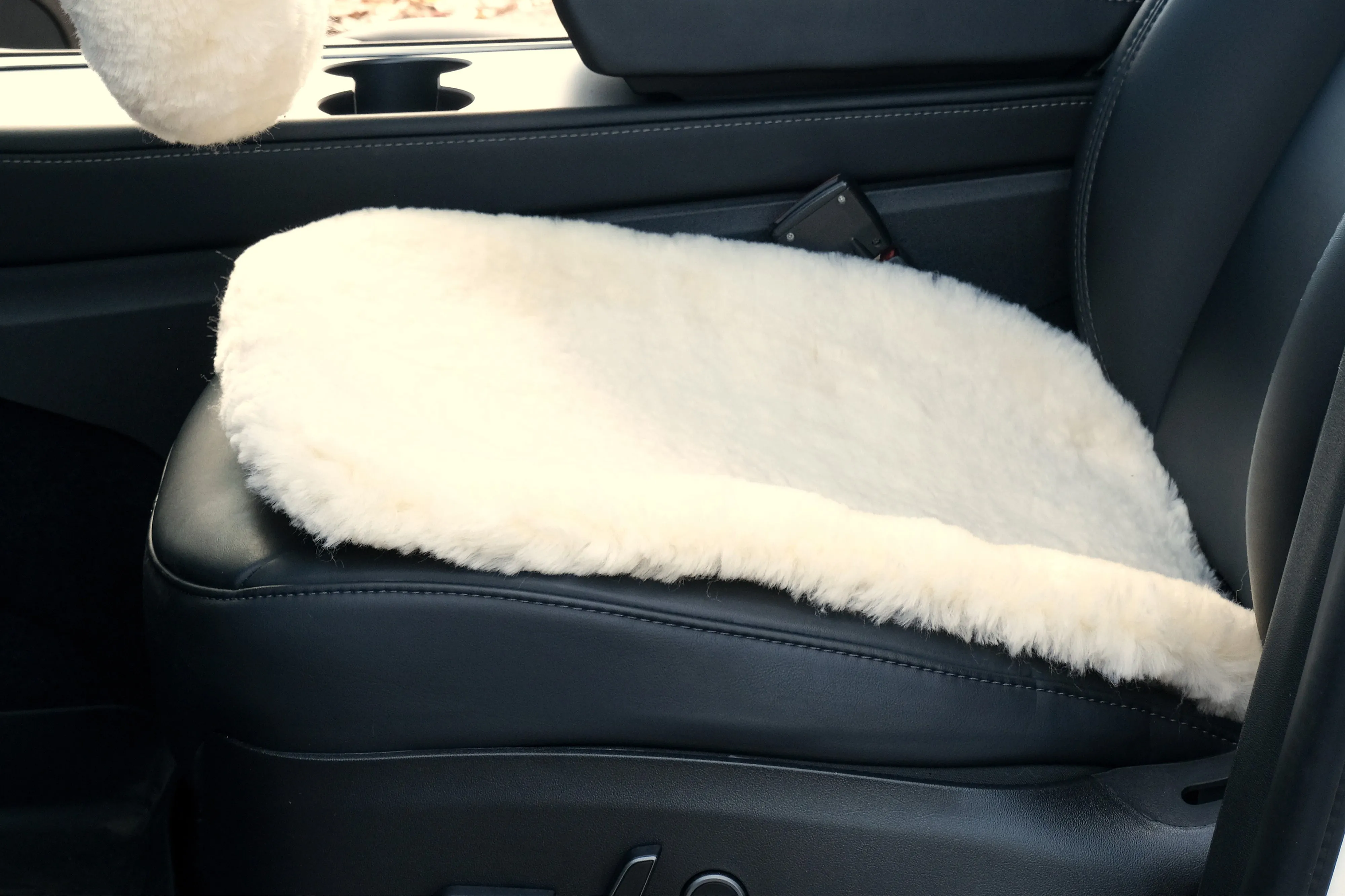 Natural Automotive Classic Sheepskin Seatpad-1-Piece